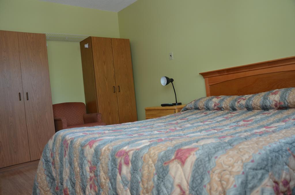 Coachman Inn Regina Luaran gambar